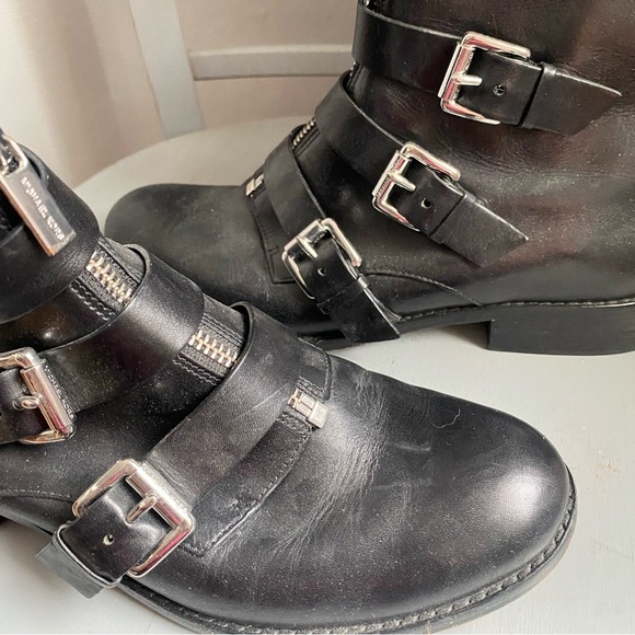 •Michael Kors Logo mid calf booties• Size 9M - Picture 3 of 9